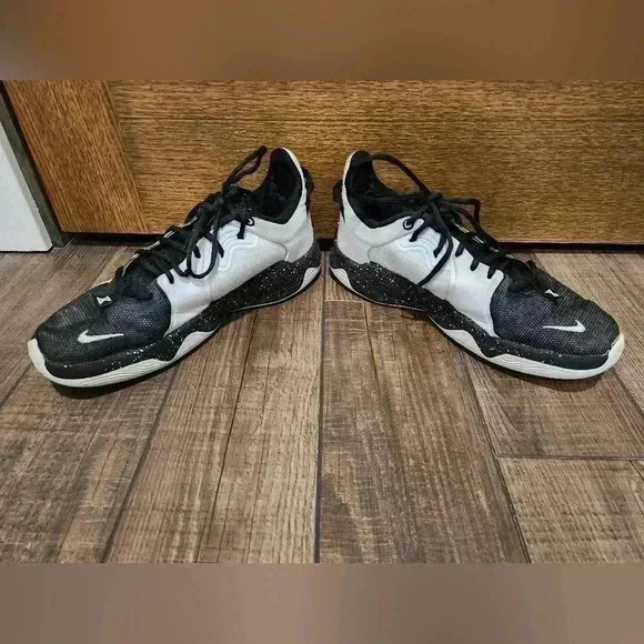 Nike Paul George PG 5 Mens Size 9 Black White Athletic Shoes Sneakers CW3143-003 - Picture 3 of 8